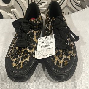 NWT!!! Bershka Leopard Sneakers